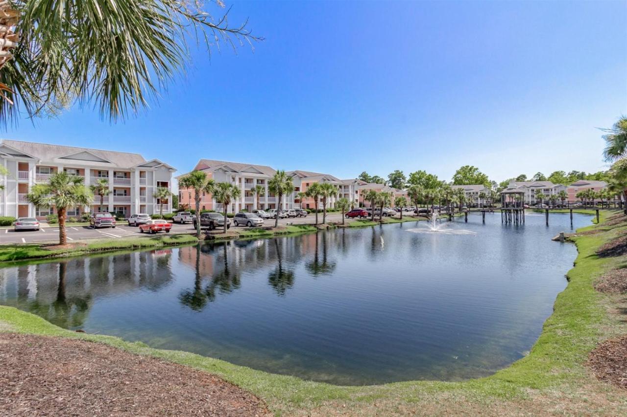 Apartment Waterway Village 23-d