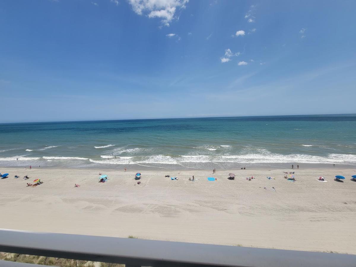 Beautifully Updated Ocean Front King Suite! Sea Mist 20806 - Perfect For 2-4 Guests! Holiday home Myrtle Beach