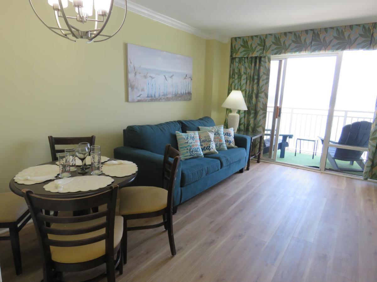 Holiday home 2 Story Direct Oceanfront Penthouse- Sandy 1116- Sleeps 6!