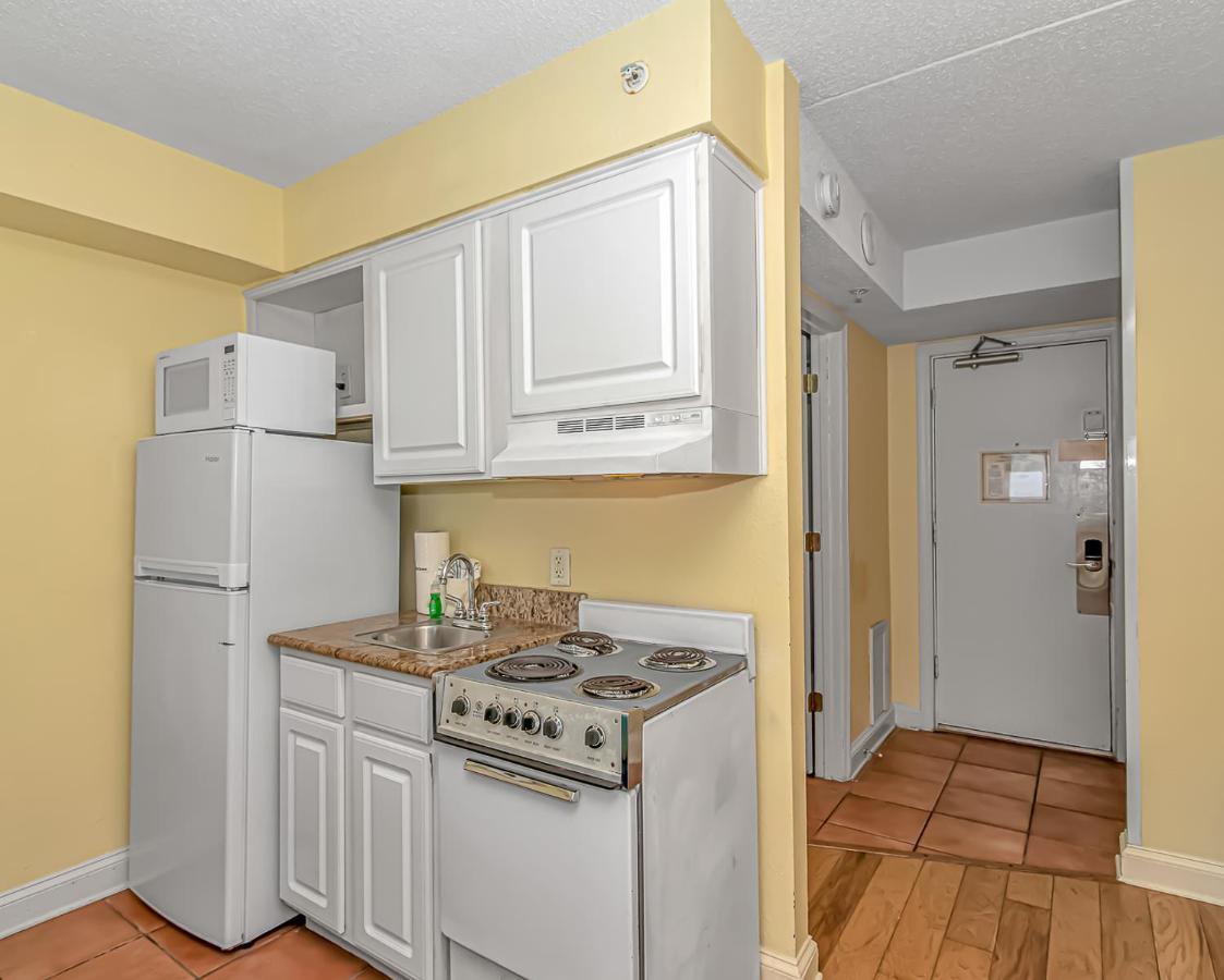 Beautiful Ocean Front Double Queen With Full Kitchen, Sea Mist 20705 *
