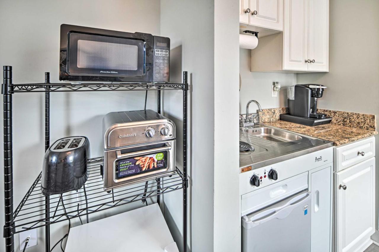 Beautiful Myrtle With Pool Access! Myrtle Beach