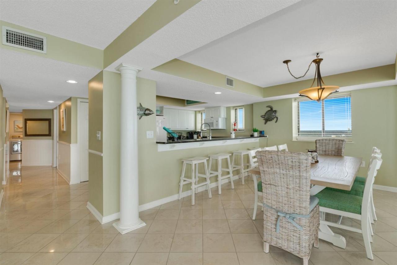 Ocean Bay Club 1701 Pent House Escape! Holiday home