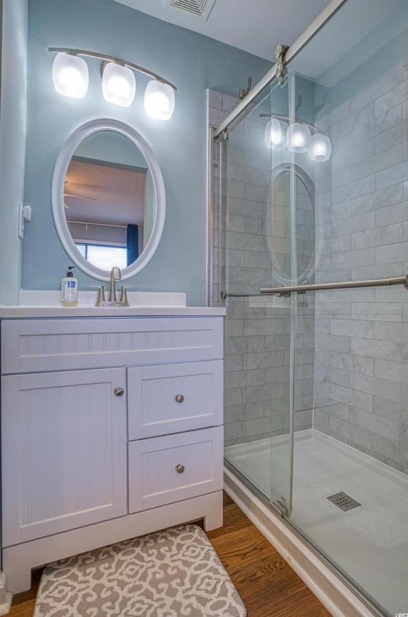 Beachfront Bliss: Oceanview With Pool In Cherry Grove Apartment *