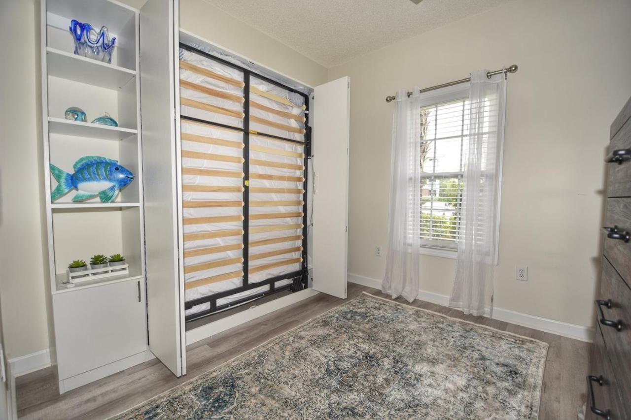 1612 Ironwood Apartment