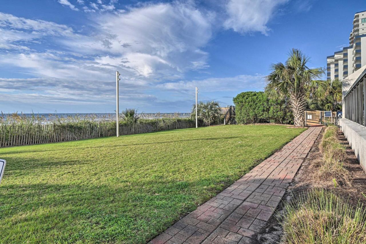 Dog-friendly Retreat Steps To Beach! *