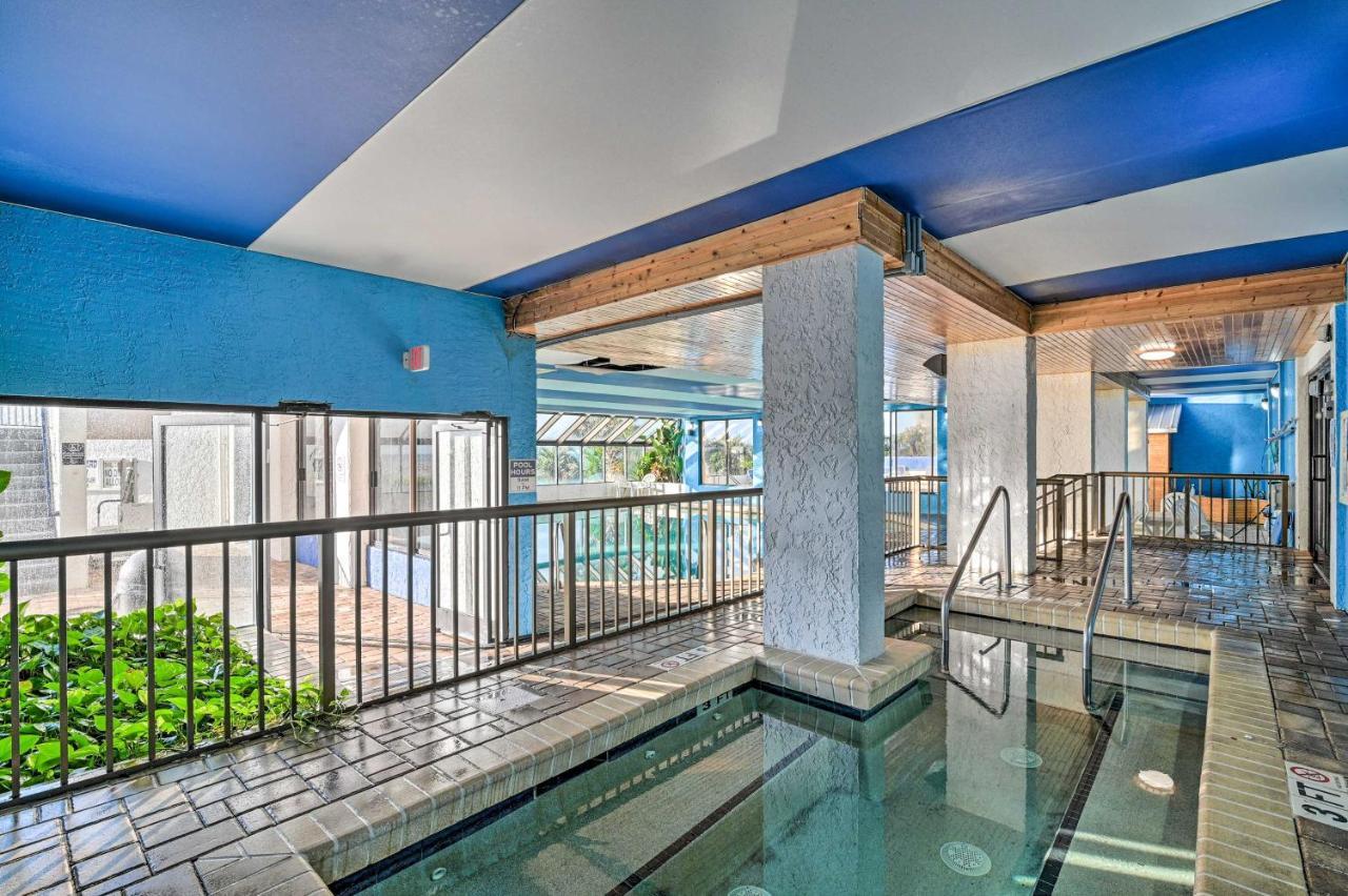 Apartment Dog-friendly Retreat Steps To Beach!