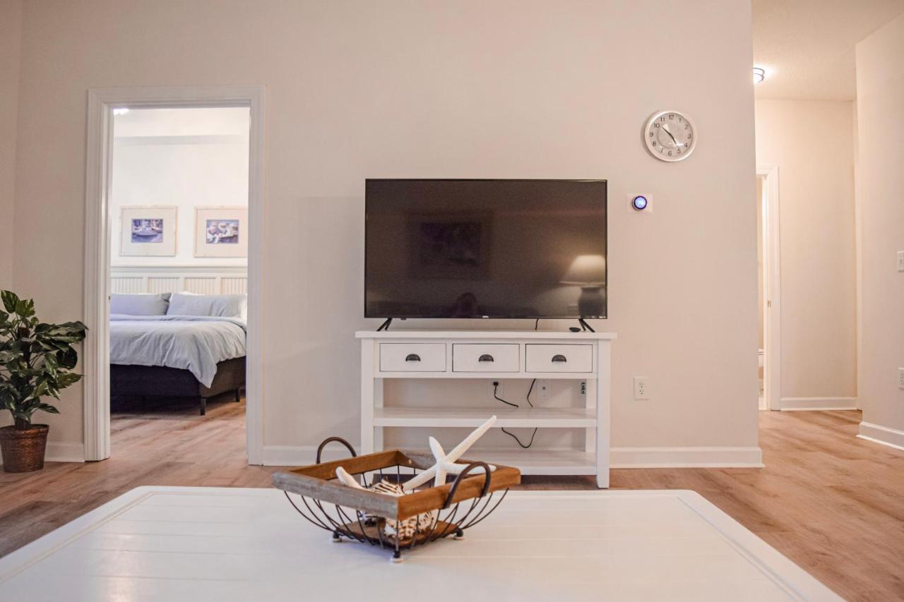 Barefoot 2-bedroom With A Pool Apartment Myrtle Beach