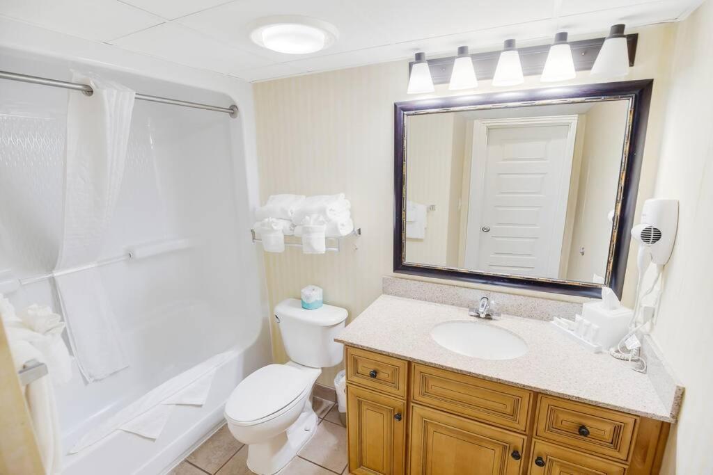 Oceanfront 3br/2ba, Ocean Reef, Waterpark * Myrtle Beach