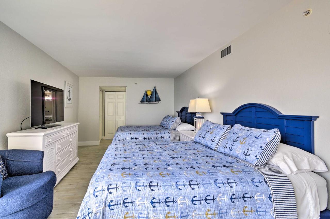 Luxury Oceanfront With Amenities! Apartment