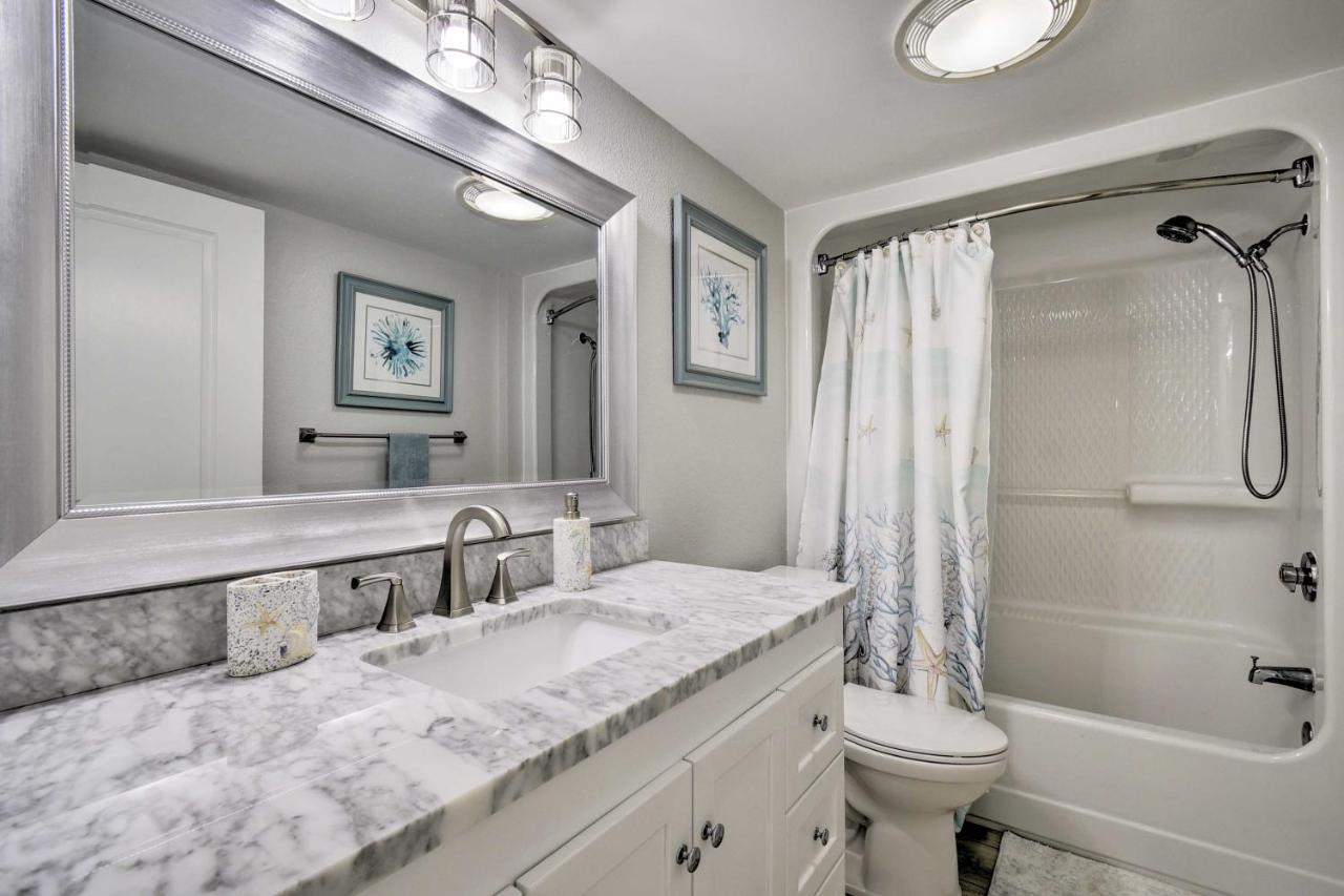 Apartment Luxury Oceanfront With Amenities!