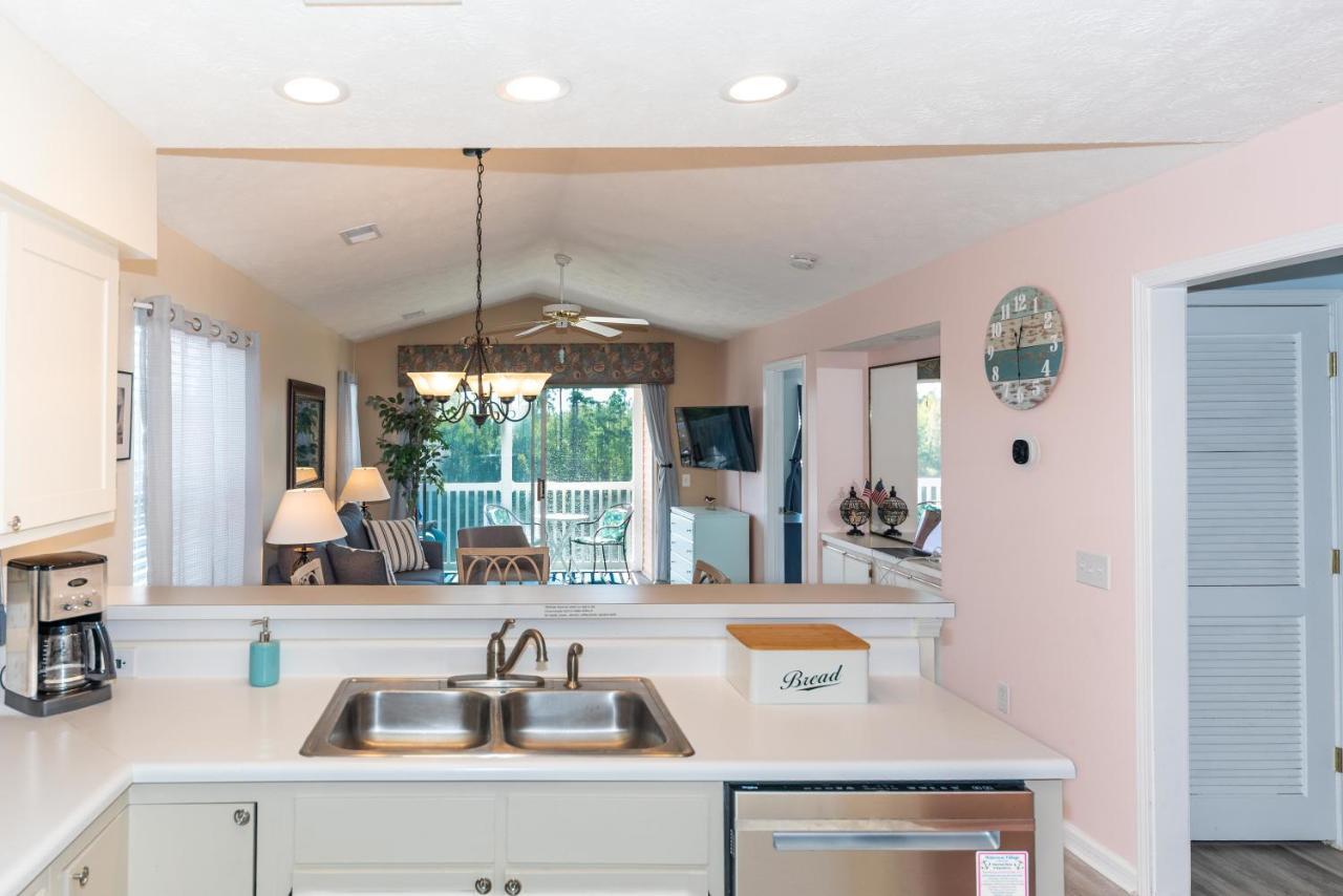 3rd Floor Waterfront Sleeps 6 - 2 Bed 2 Bath Waterway Village 16g Awesome Views Holiday home *
