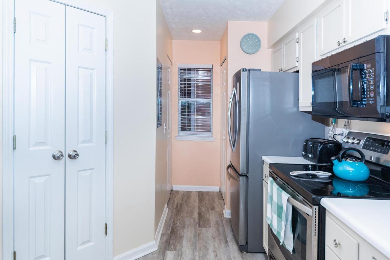 3rd Floor Waterfront Sleeps 6 - 2 Bed 2 Bath Waterway Village 16g Awesome Views