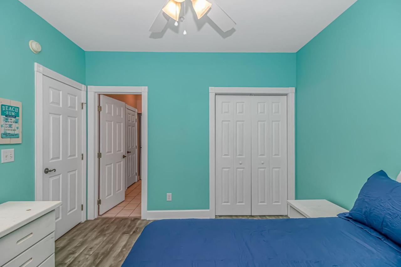 Spacious 2 Bed 2 Bath Golf Course - Perfect For 6-8 Guests! Magnolia North Unit 201 Holiday home Myrtle Beach