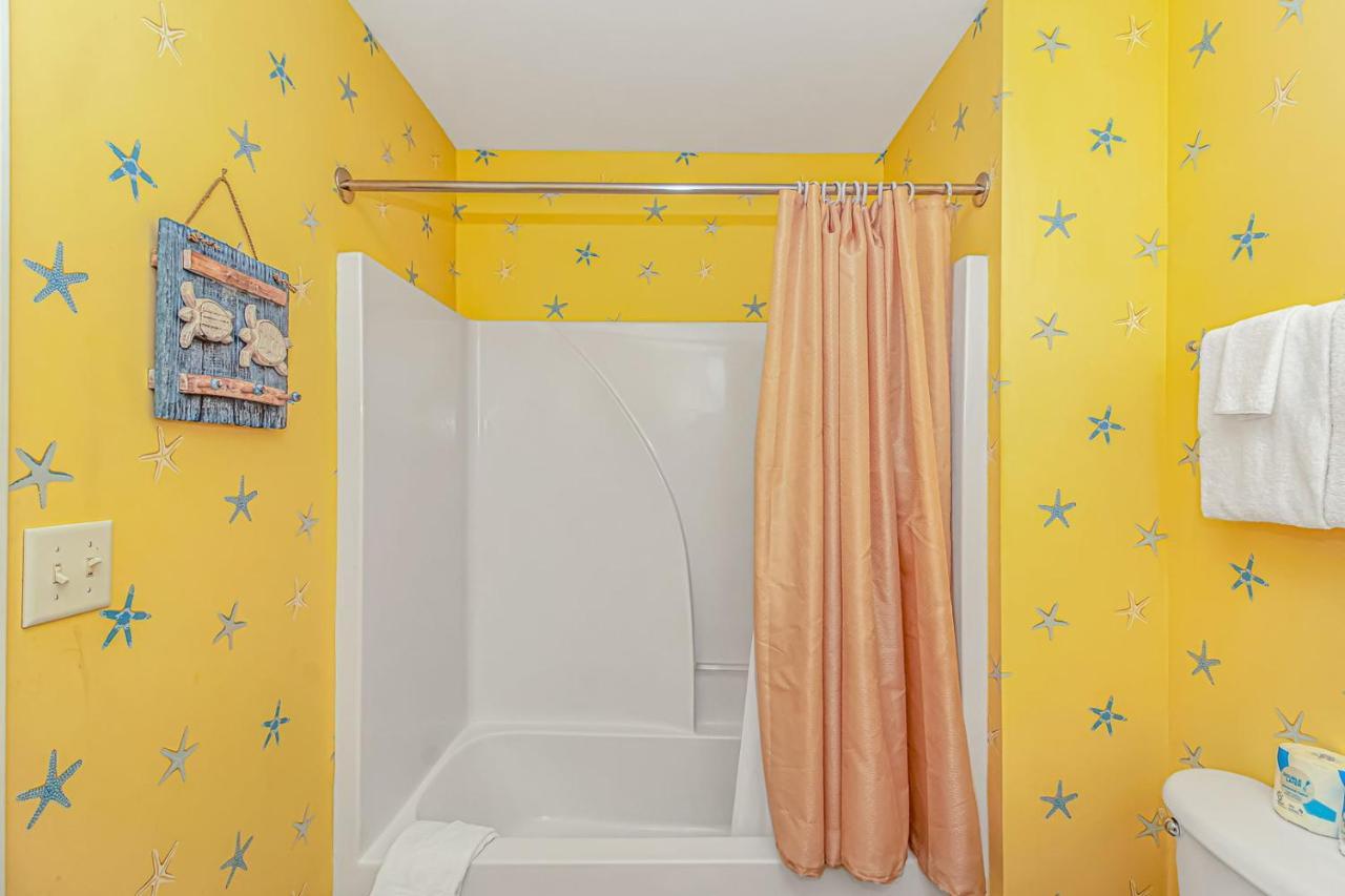 Ocean Breeze Luxury 3d, Nicely Updated! Across From The Ocean! Sleeps 18 ! Apartment Myrtle Beach