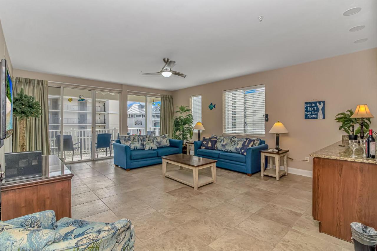 Apartment Ocean Breeze Luxury 3d, Nicely Updated! Across From The Ocean! Sleeps 18 ! Myrtle Beach