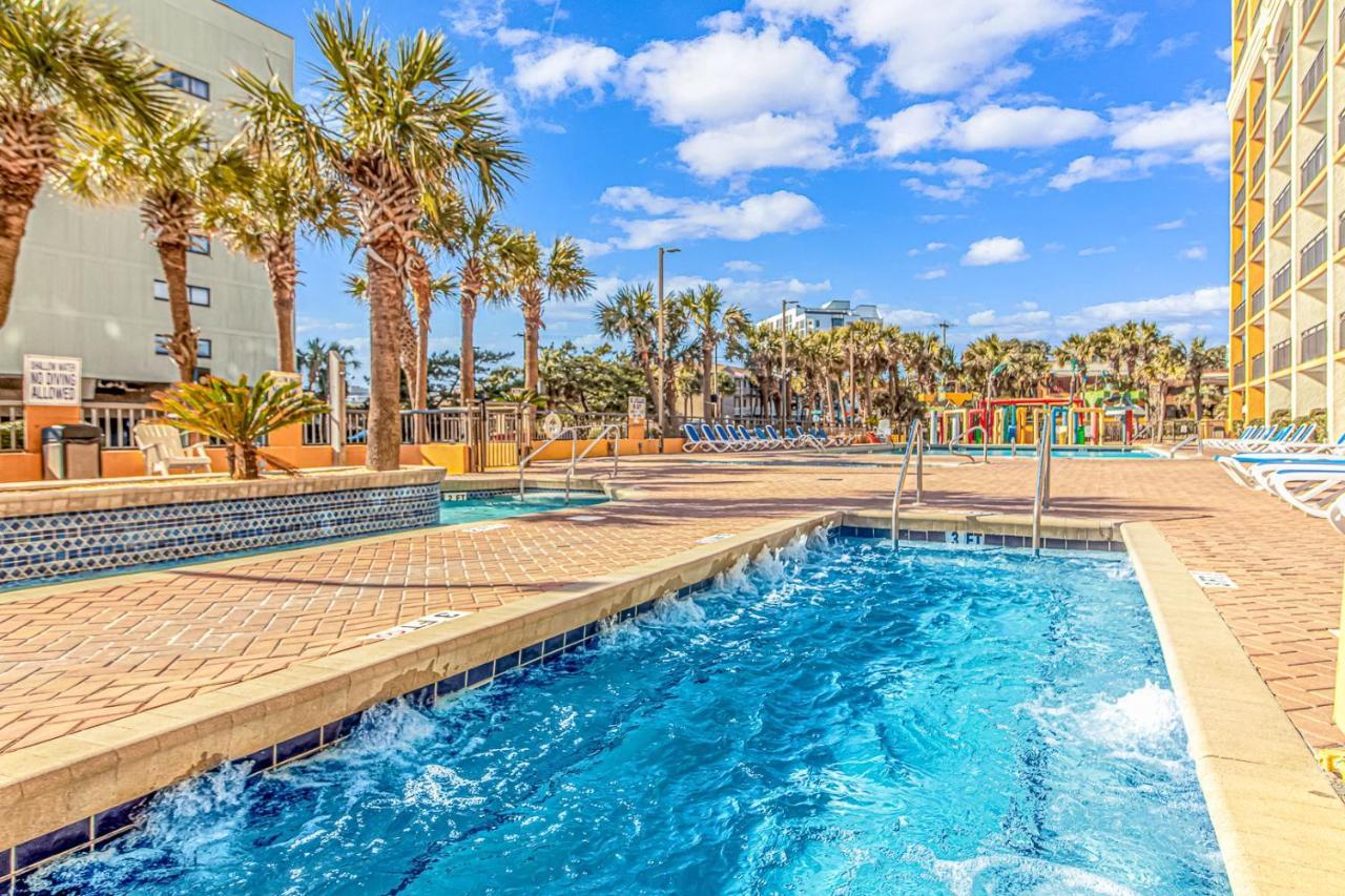 Immaculate Oceanfront Queen With Updates! - Caravelle 619 - Sleeps 2-3 Guests! Holiday home *