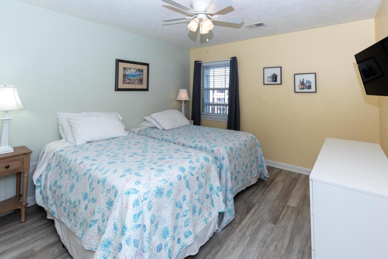Holiday home 3rd Floor Waterfront Sleeps 6 - 2 Bed 2 Bath Waterway Village 16g Awesome Views *