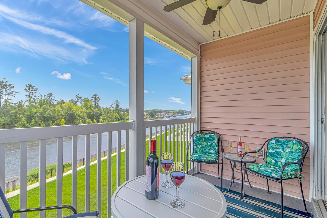 3rd Floor Waterfront Sleeps 6 - 2 Bed 2 Bath Waterway Village 16g Awesome Views Holiday home *