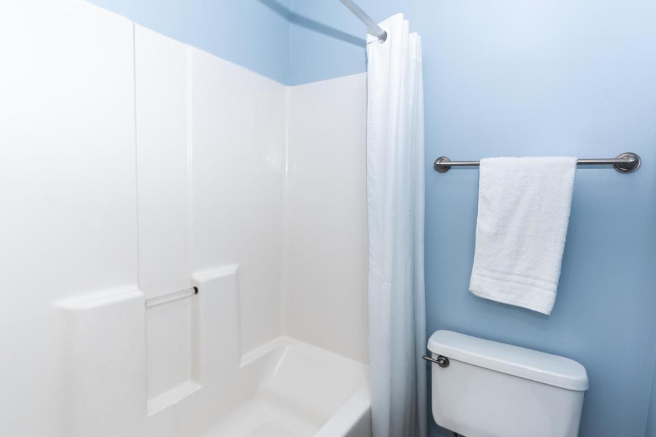 3rd Floor Waterfront Sleeps 6 - 2 Bed 2 Bath Waterway Village 16g Awesome Views Myrtle Beach