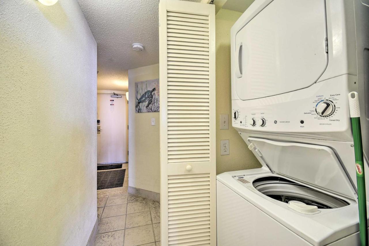 Oceanfront With Perks In Bay Watch Apartment