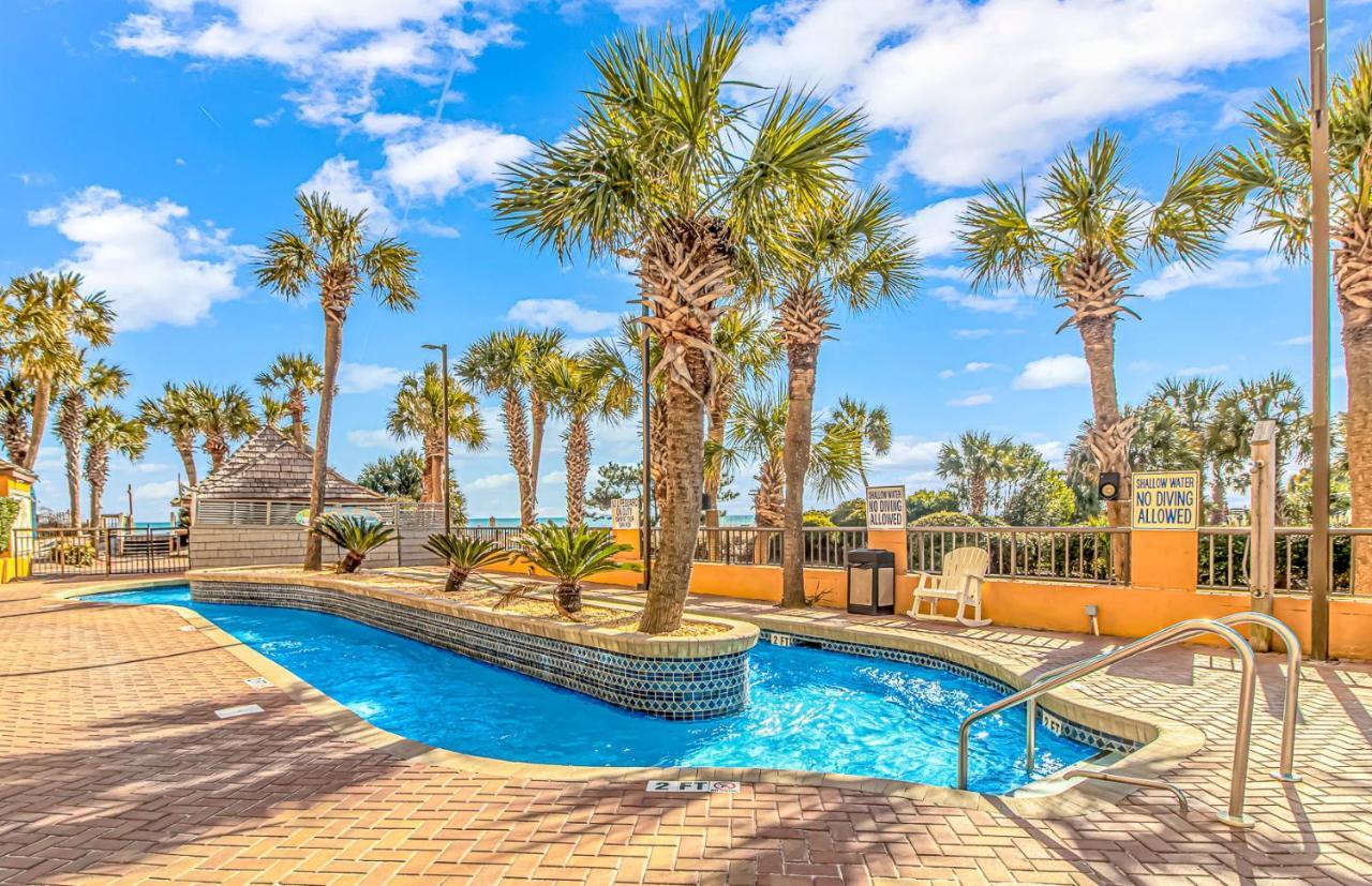 Immaculate Oceanfront King Suite! Completely Updated! - Caravelle 1414 - Sleeps 2-3 Guests! Holiday home *
