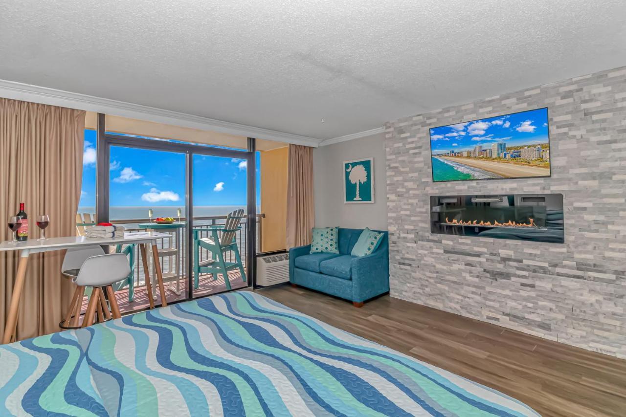Immaculate Oceanfront King Suite! Completely Updated! - Caravelle 1414 - Sleeps 2-3 Guests! Holiday home *