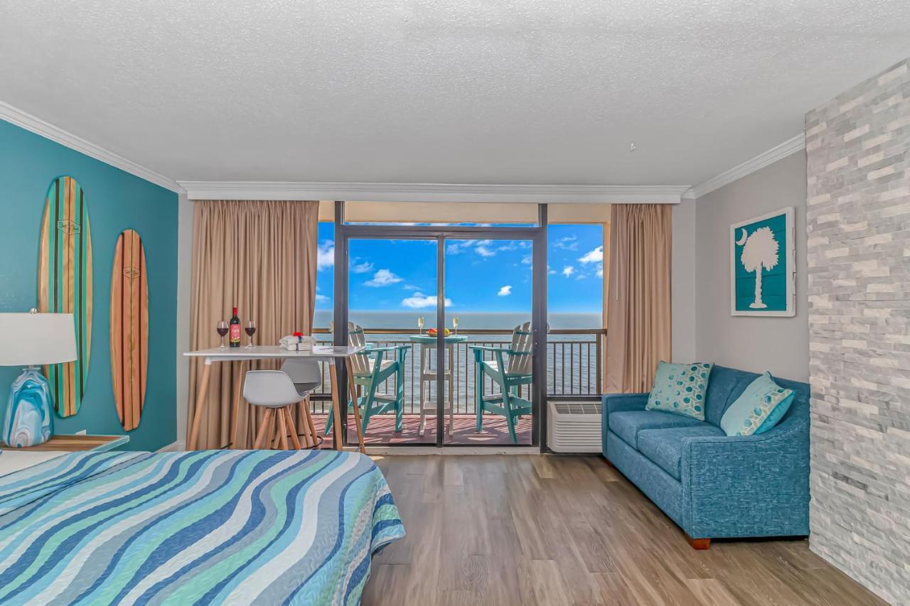 Holiday home Immaculate Oceanfront King Suite! Completely Updated! - Caravelle 1414 - Sleeps 2-3 Guests!