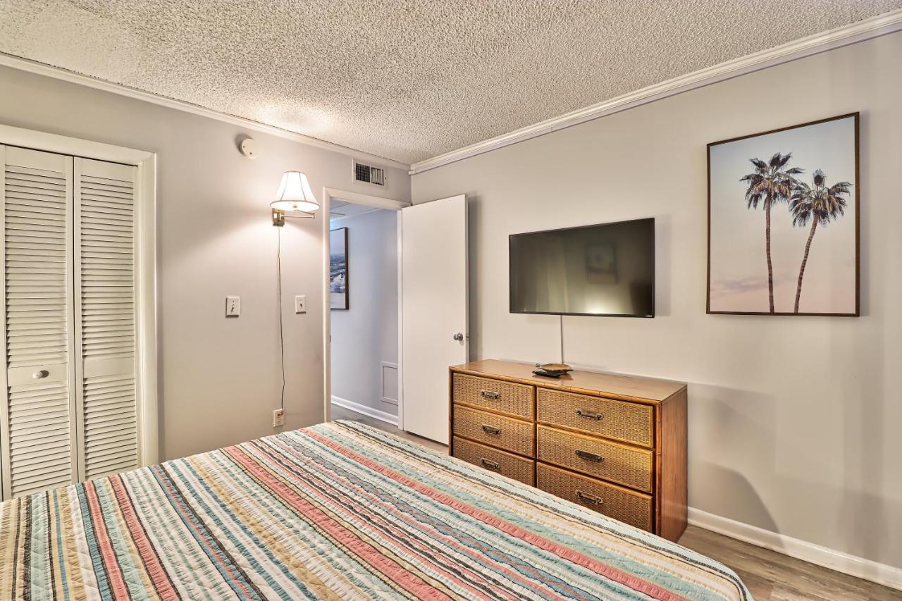 &nightlife 3br/2.5 Ba Service Dog Friendly *