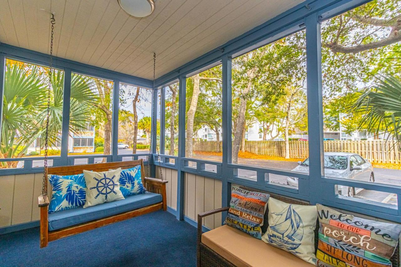 Holiday home Hidden Gem Beautifully Appointed 2br 2ba With 3 Patios Near Beach! Myrtle Beach