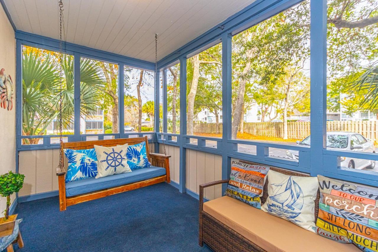 Hidden Gem Beautifully Appointed 2br 2ba With 3 Patios Near Beach!