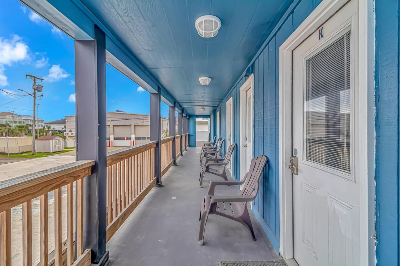 125 Atlantic Avenue Unit H - Pet Friendly! Walk To The And Pier!1br -1ba - Sleeps 4 Guests! * Myrtle Beach