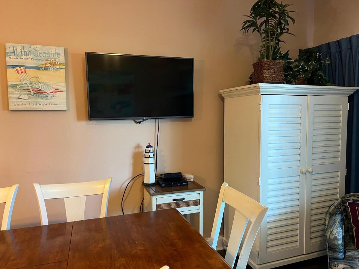 104 Cypress Point Ct Unit 202 Holiday home