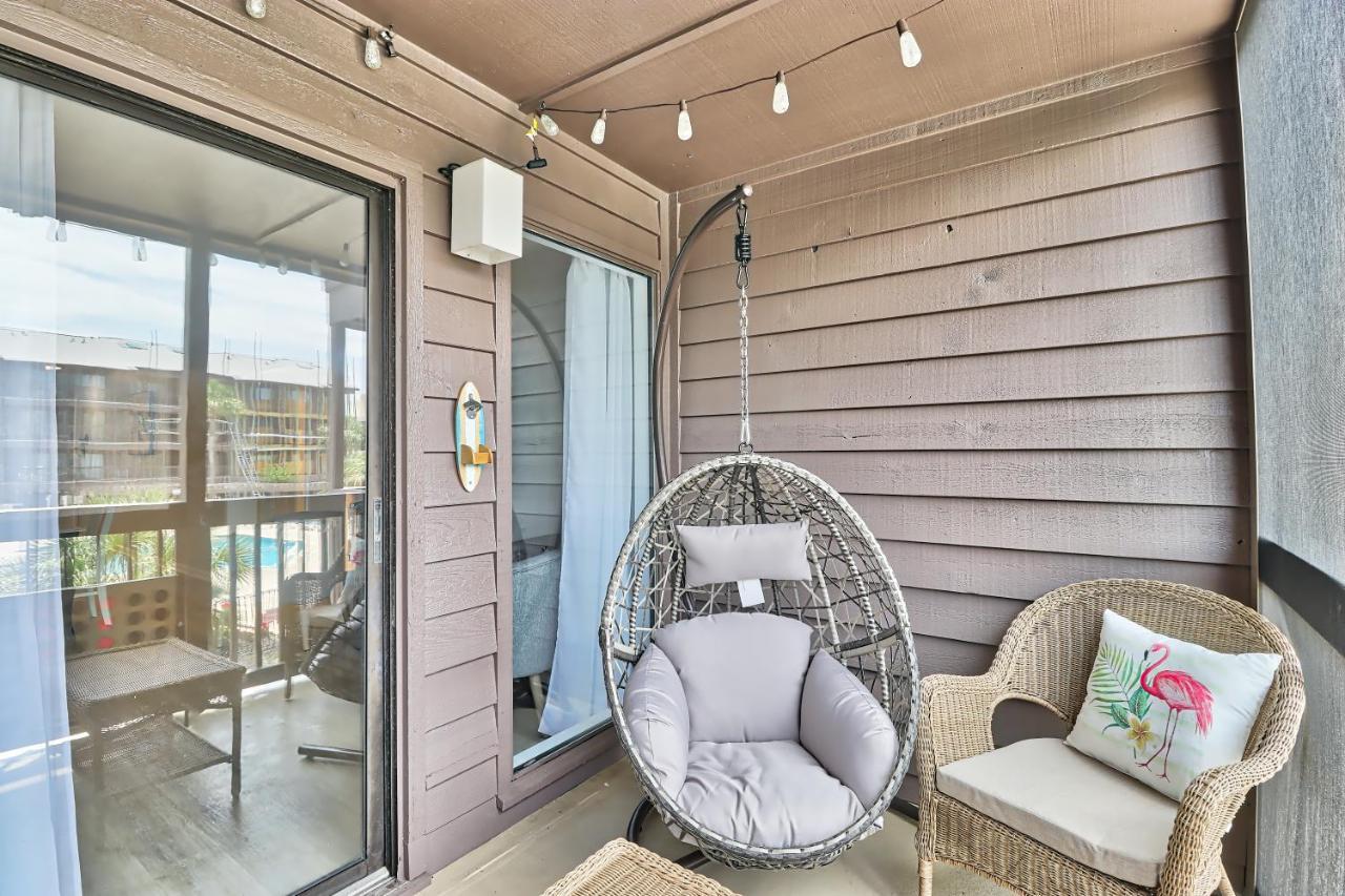 Holiday home &nightlife 3br/2.5 Ba Service Dog Friendly