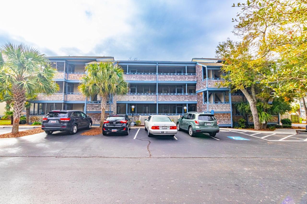 Holiday home Hidden Gem Beautifully Appointed 2br 2ba With 3 Patios Near Beach! *
