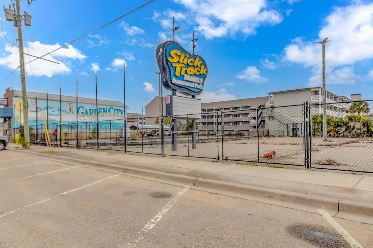 Holiday home 125 Atlantic Avenue Unit G2 -pet Friendly! Loft -sleeps 2-4 Guests! Myrtle Beach
