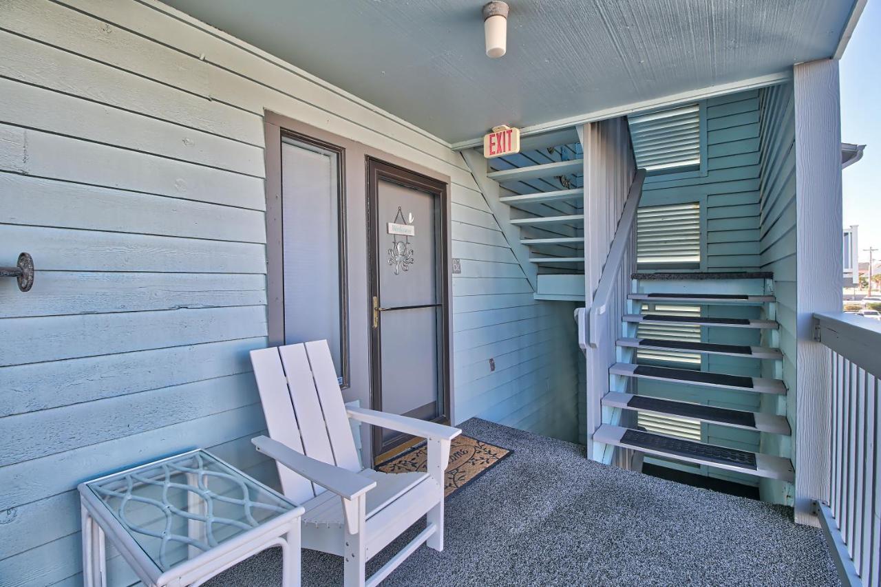 Direct Ocean Front 3br/2ba Dog Friendly **oceanfront** Apartment
