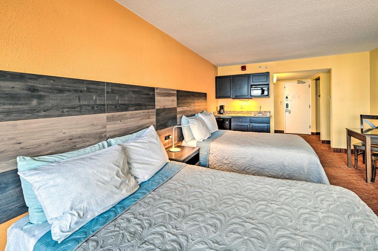 Apartment Convenient Myrtle Studio With Balcony!