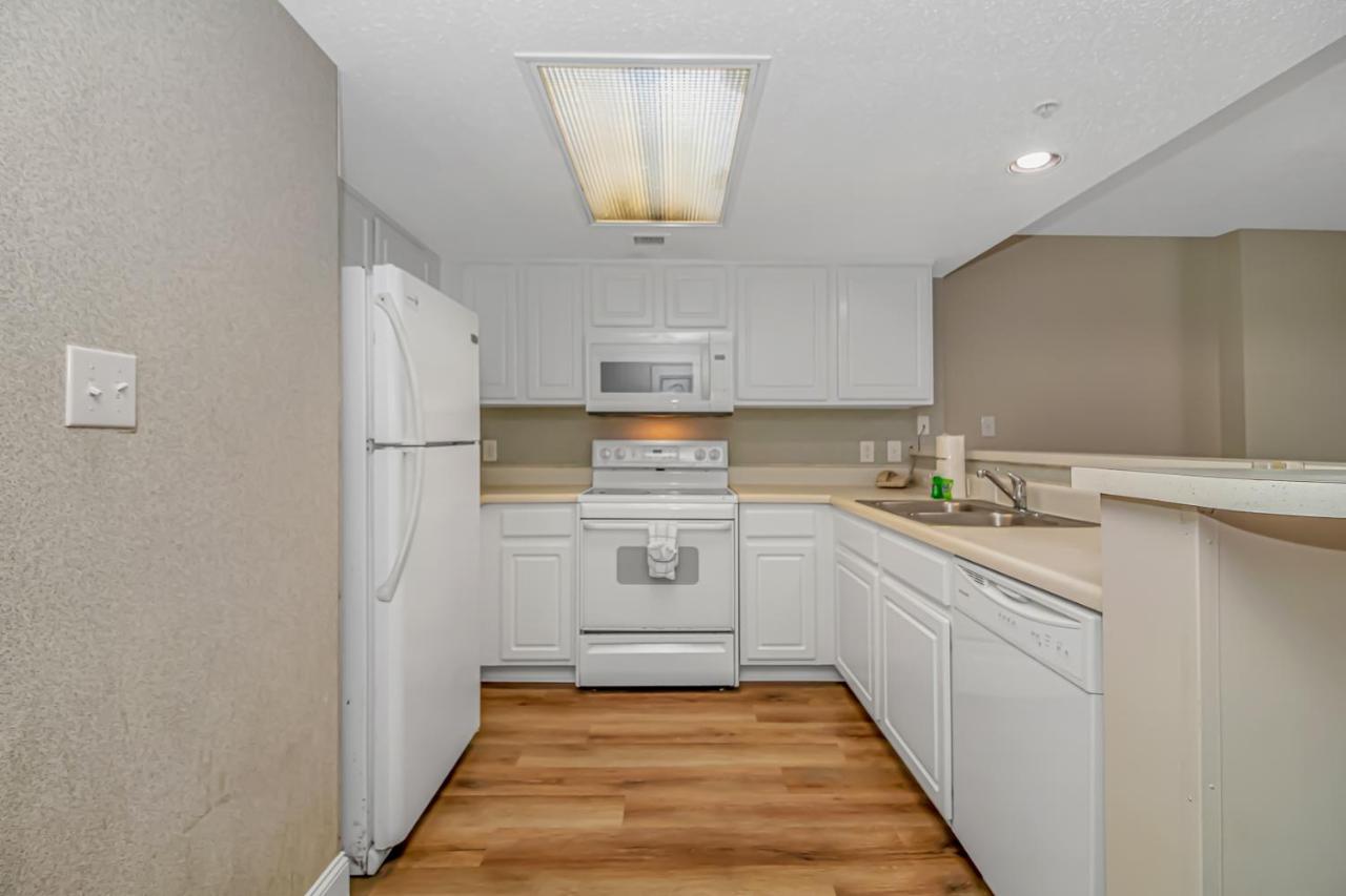 Oceanview 3br -spacious With Amazing Views! - Dunes 1404 * Myrtle Beach