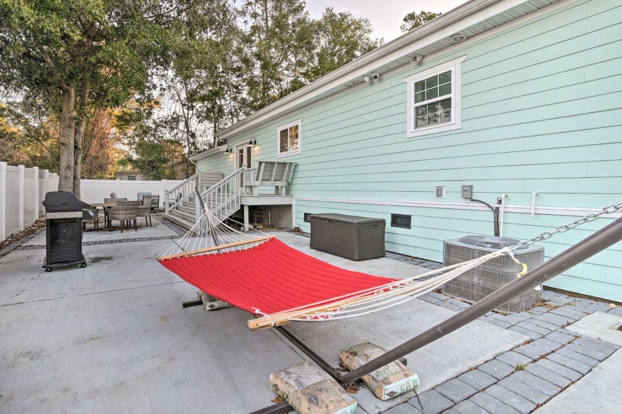 Murrells Inlet With Fire Pit Near Beaches Holiday home