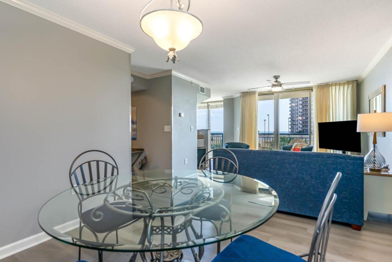 Ocean View Just Steps Away From The - 106 Brighton Apartment *