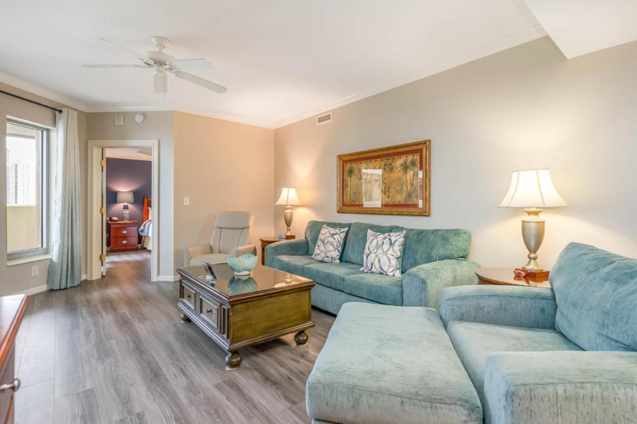 Splendid 3 Bedroom, 3 Bath - 408 Royale Palms Apartment *