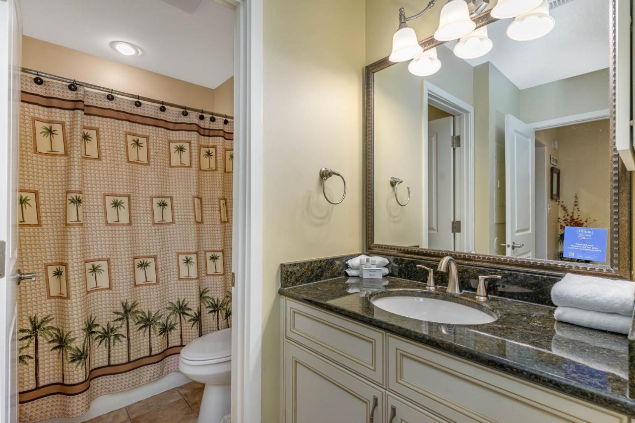 Updated 3 Bedroom, 3 Bathroom Villa, 13d Richmond Park