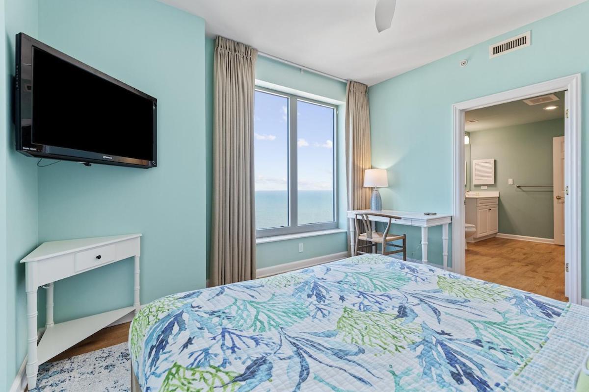 2507 Margate - 4 Bedroom Ocean Front - *