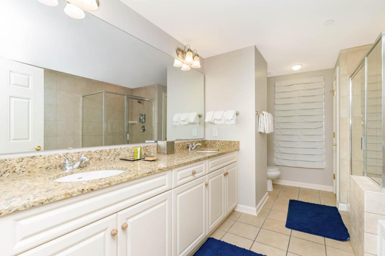 Splendid 3 Bedroom, 3 Bath - 408 Royale Palms Apartment *