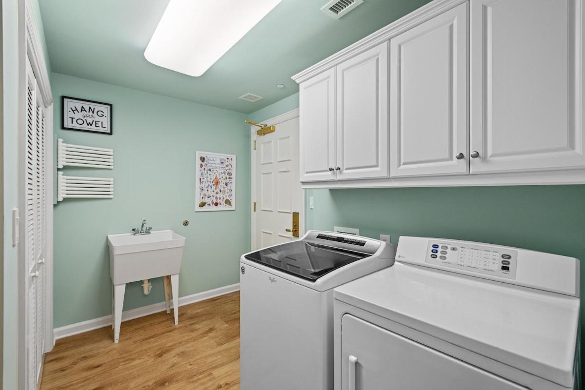2507 Margate - 4 Bedroom Ocean Front -