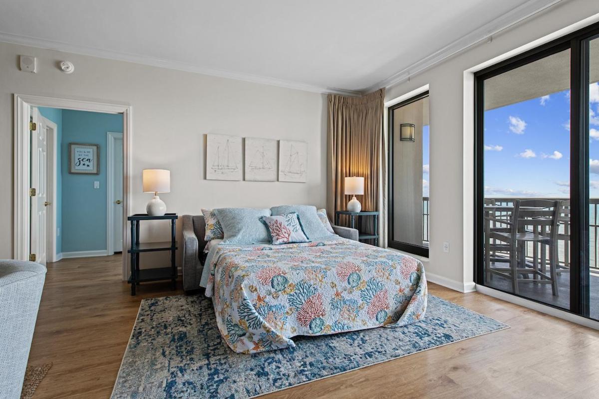 2507 Margate - 4 Bedroom Ocean Front - *