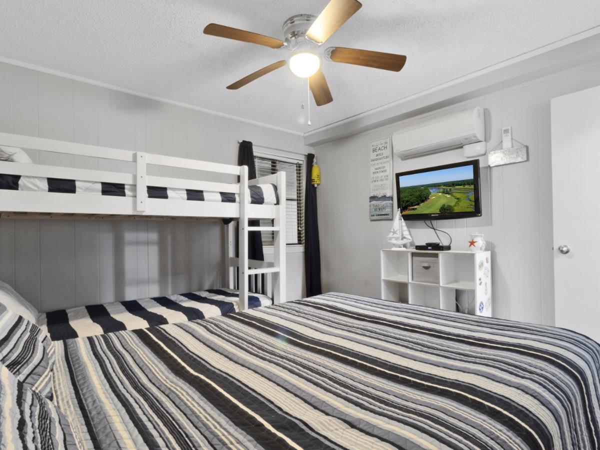 Apartment A Place At The #3c