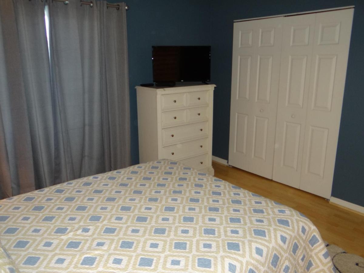 Modern And Spacious Kid Friendly 2 Bed 2 Bath Holiday home *