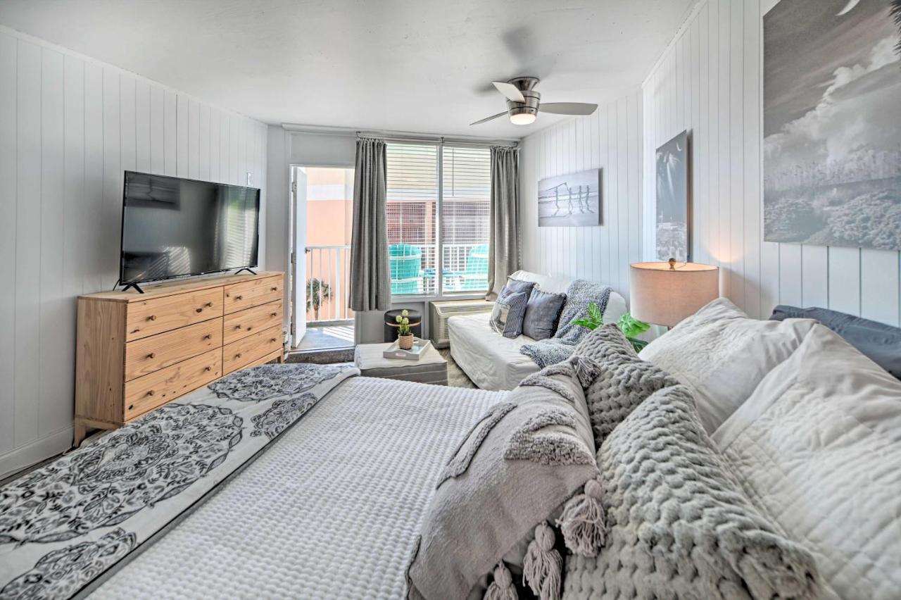 Beachfront In Myrtle With Pool Access Apartment *