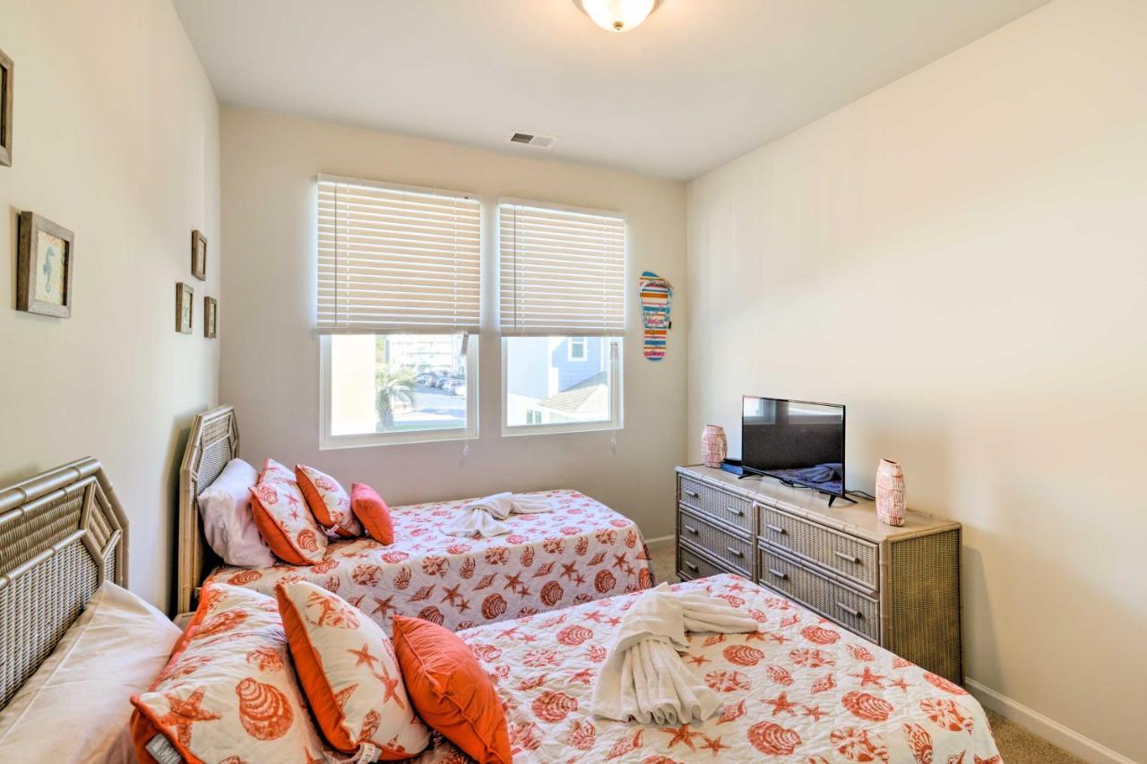 Holiday home Colorful Myrtle House 2 Mi To Beaches! Myrtle Beach